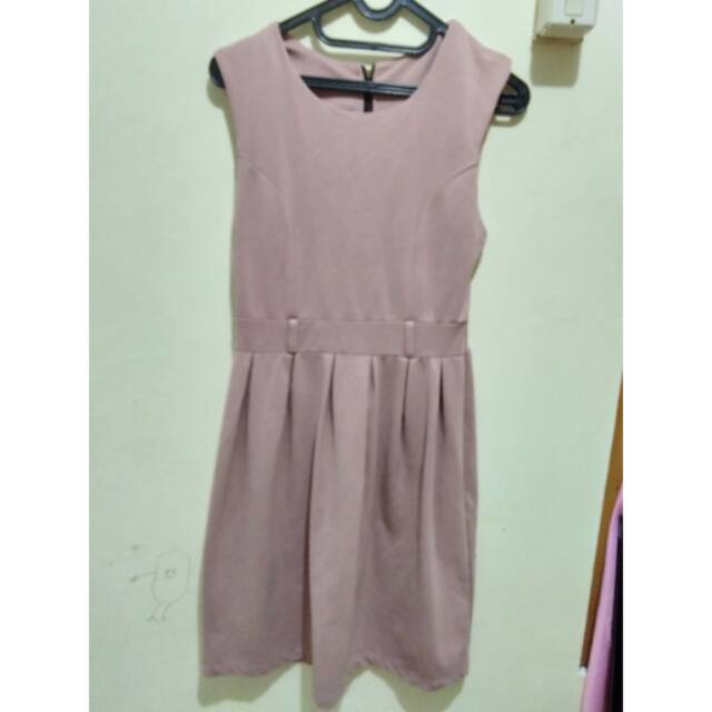 Dress casual pink