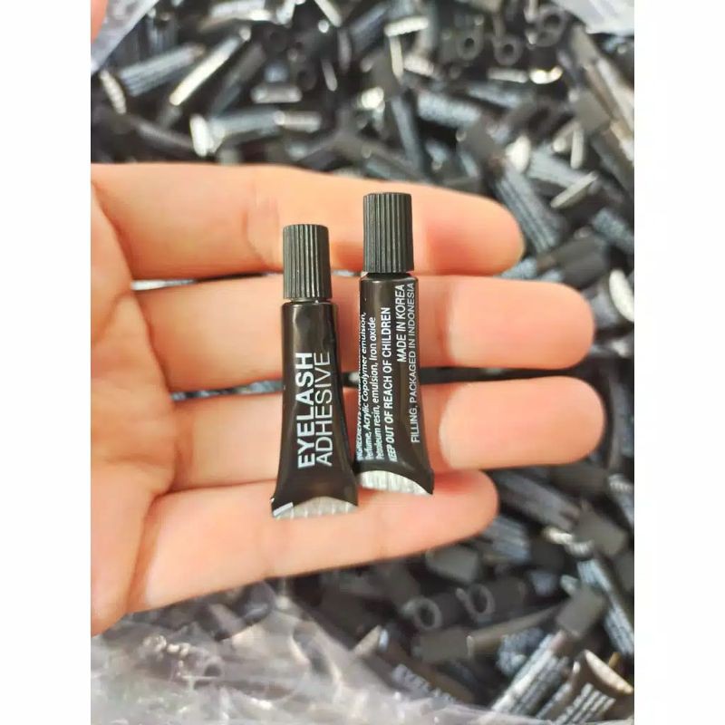 LEM BULU MATA EYELASH ADHESIVE BLACK 1ml