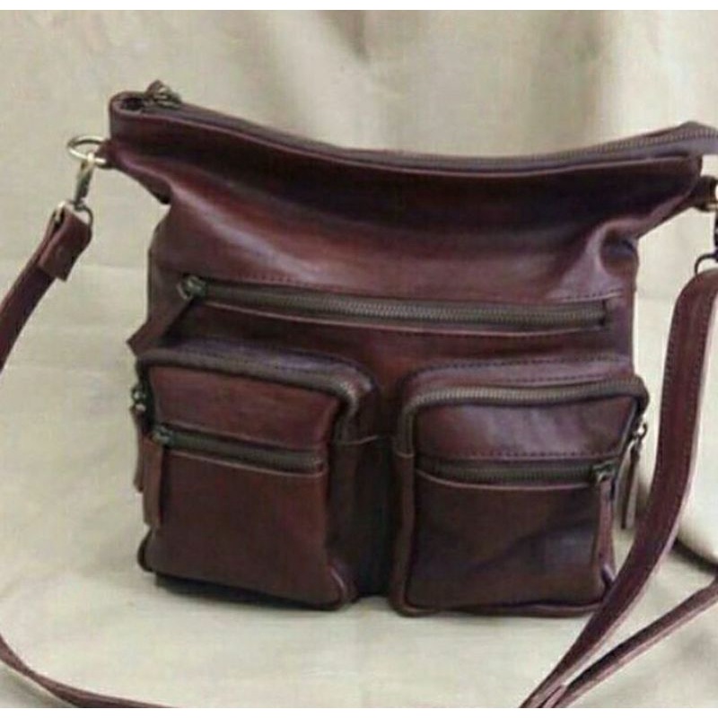tas kulit slempang banyak saku