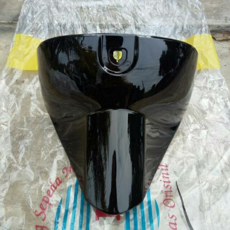 Laci Scoopy karbu