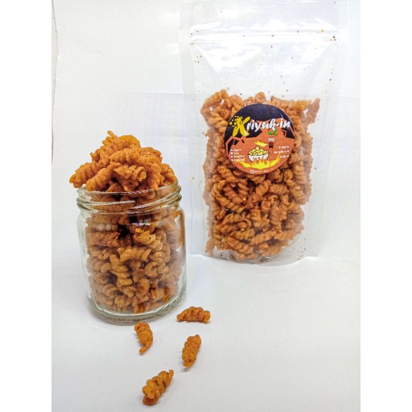 

makaroni spiral makaroni pedas macaroni enak camilan kekinian makaroni balado snack kekinian sncak enak makanan ringan camilan enak makaroni kriyukin gurih pedas