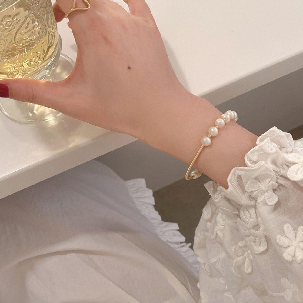 Needway Wanita Gelang High-end Mutiara Sederhana Hadiah Ulang Tahun Baroque Hadiah Untuk Bangle Terbuka Nya