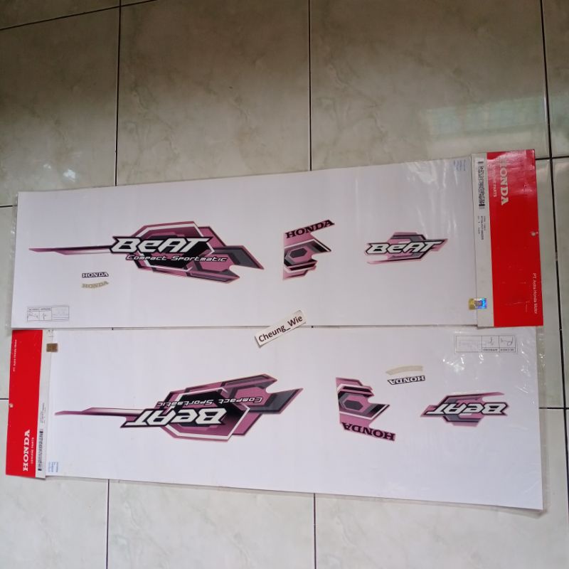 871X0KVY960ZEL & 871X0KVY960ZER Lis Body - Striping Stiker Honda Beat Karburator 2008 pink ori AHM