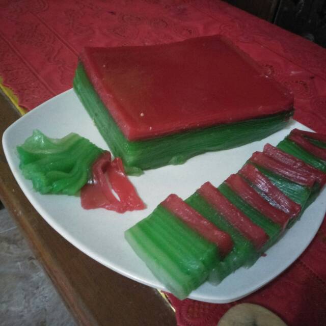 

Kue Lapis Pepe