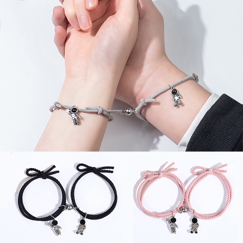 2pcs / Set Gelang Magnet Desain Kartun Astronaut Gelombang Dapat Disesuaikan Gaya Korea Untuk Pasangan