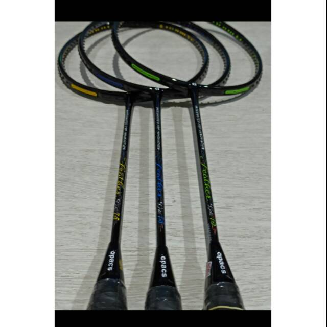 Apacs feather lite 75