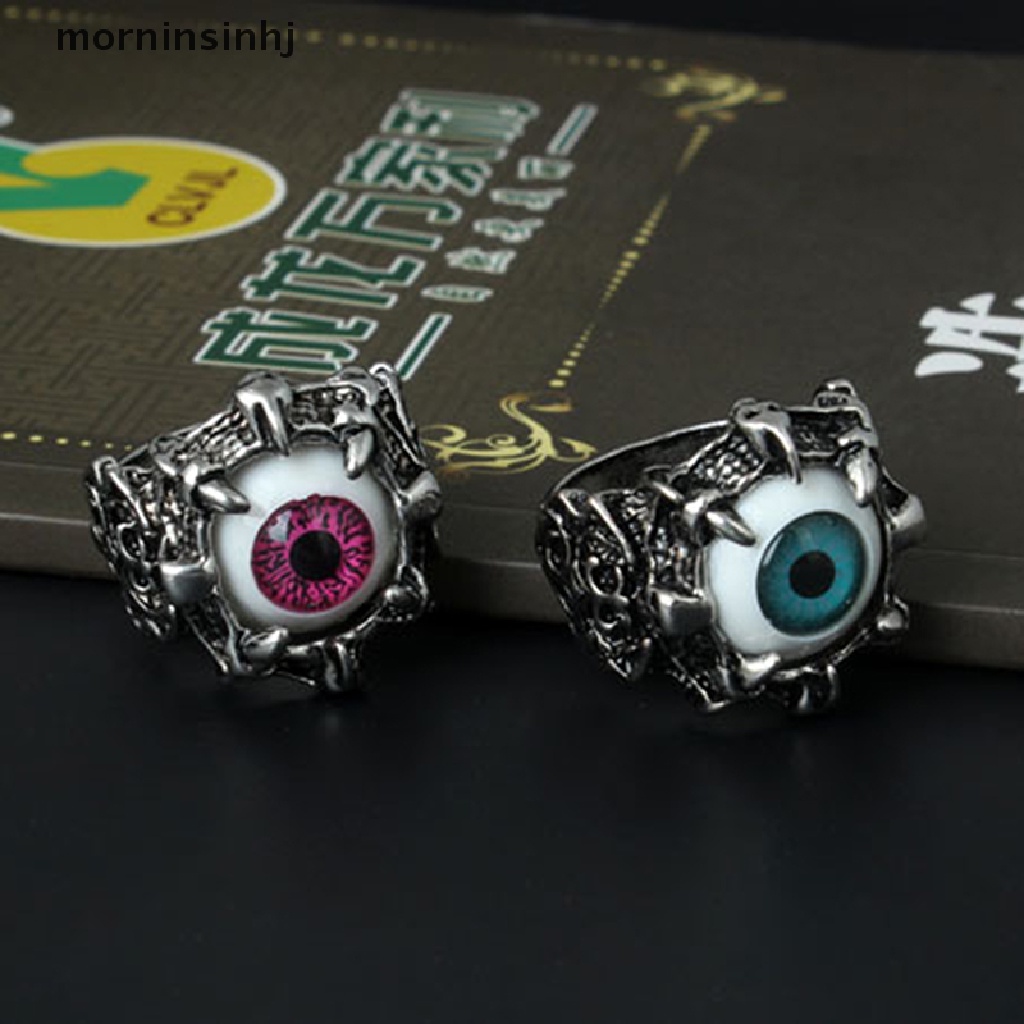 Cincin Desain Mata Setan Bahan Stainless Steel Gaya Punk Untuk Pria