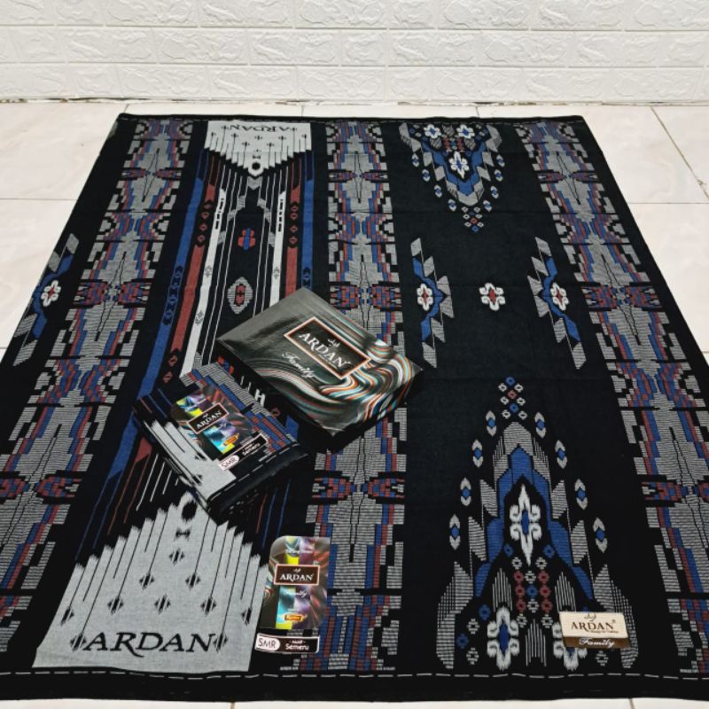 sarung ARDAN FAMILY motif semeru
