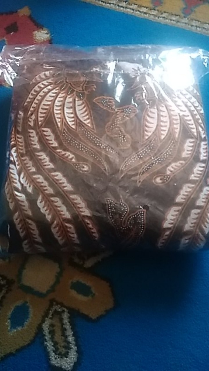 Couple Batik Sekeluarga