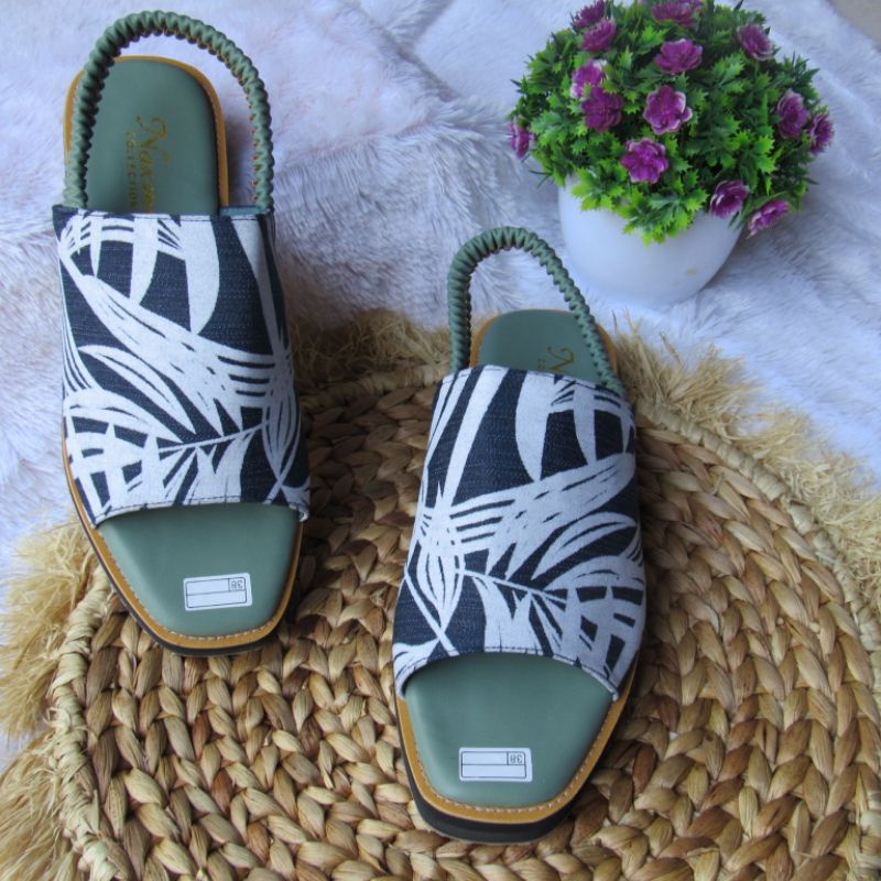 10.10 New sandal flip flop spon ringan Ds01