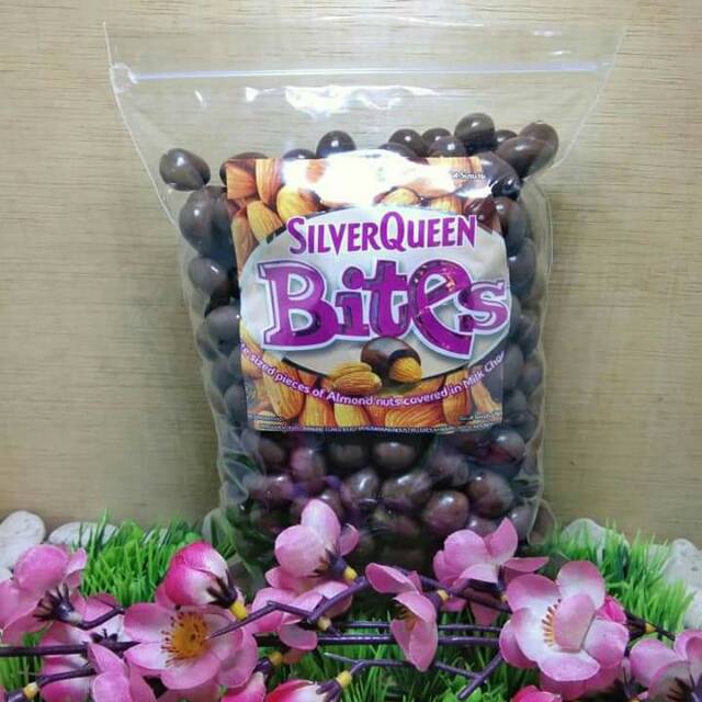 

SQ bites almond