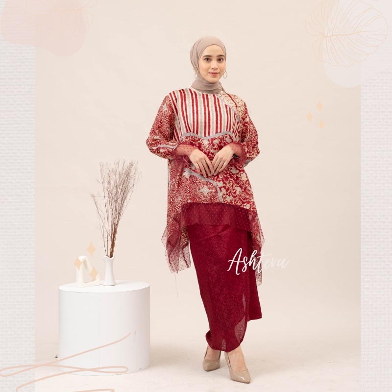 HANDMADE BATIK CAP TANGAN ALEDA TILE BLOUSE KEBAYA