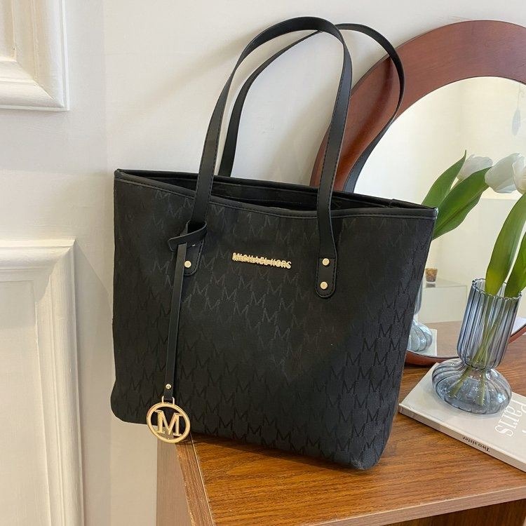 TAS M KAPASITAS BESAR Tas Selempang Wanita Import Murah Tas Import Wanita Perempuan Cewek Tas Brande