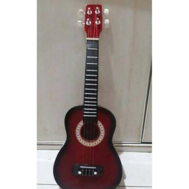 Ukulele senar 4