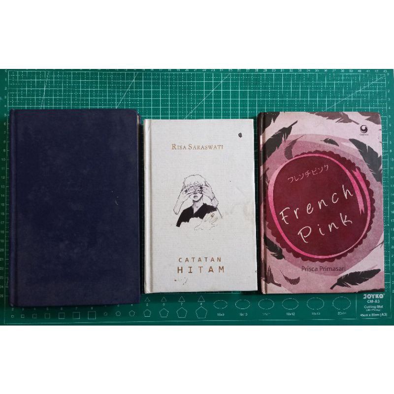 Preloved Novel Hard Cover