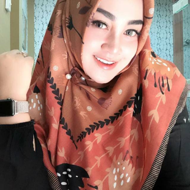 HIJAB DENAY KW MOTIF