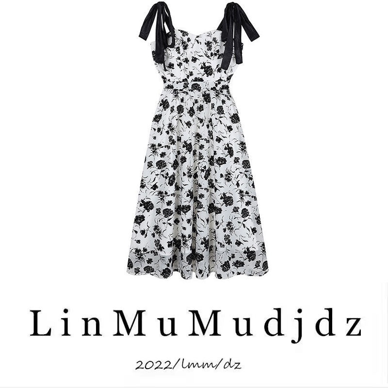 Dasi temperamen modis mid-length retro wanita Perancis suspender floral dress 2022 musim semi dan mu