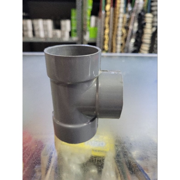 Te pvc 1,5". Tee 1,5 inch. T paralon.