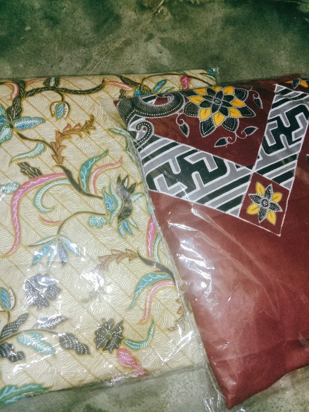 Gamis Batik Modern Motif Kembang Tabur