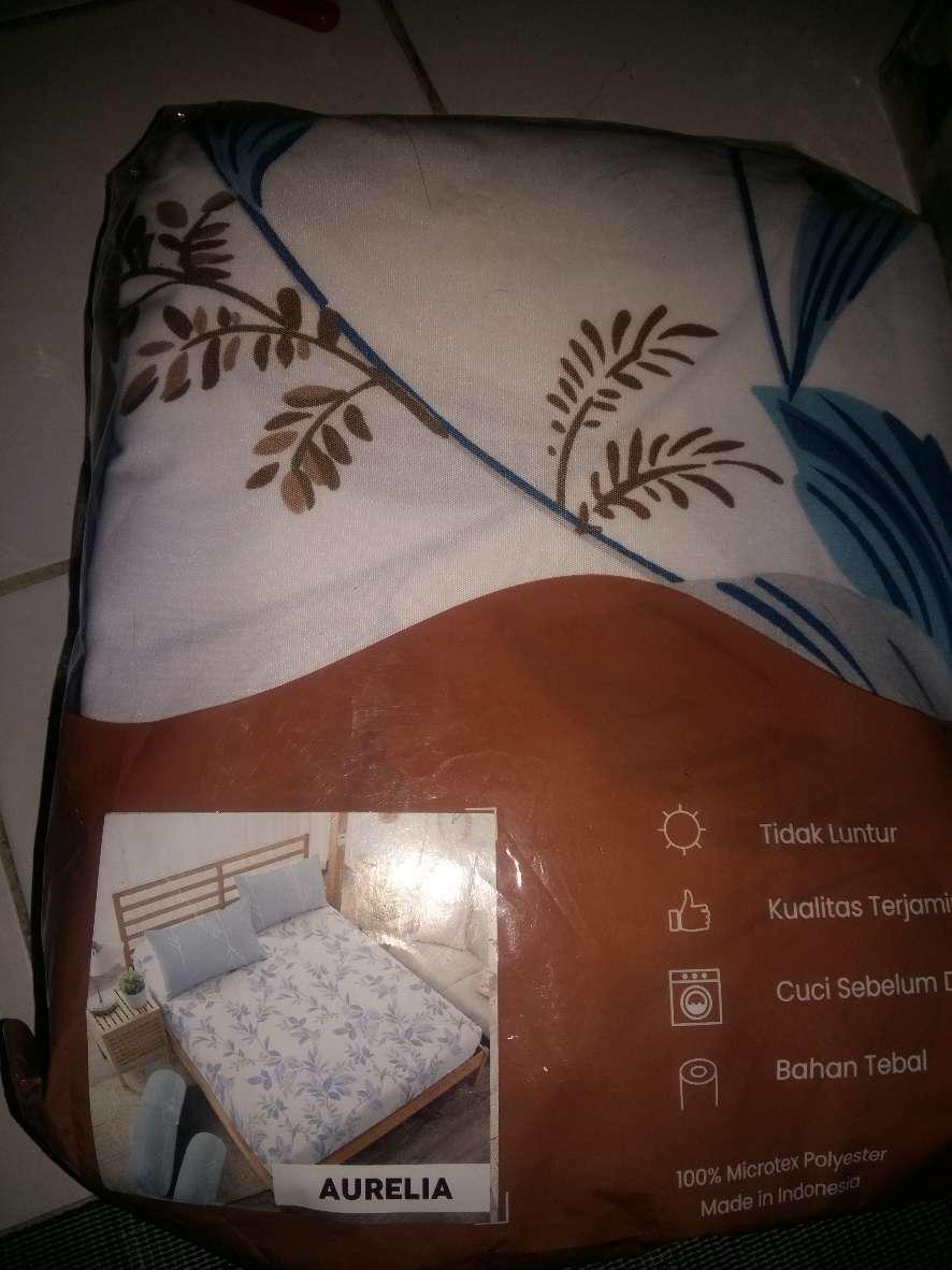 Sprei Kintakun Dluxe 180 B4 Aneka Motif