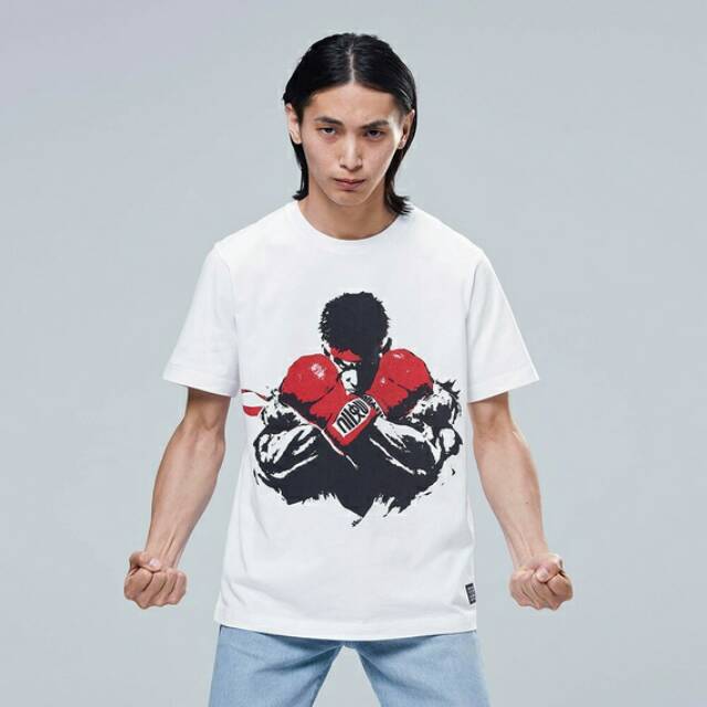 UT-Shirt/Kaos Pria Uniqlo x The Game: Street Fight