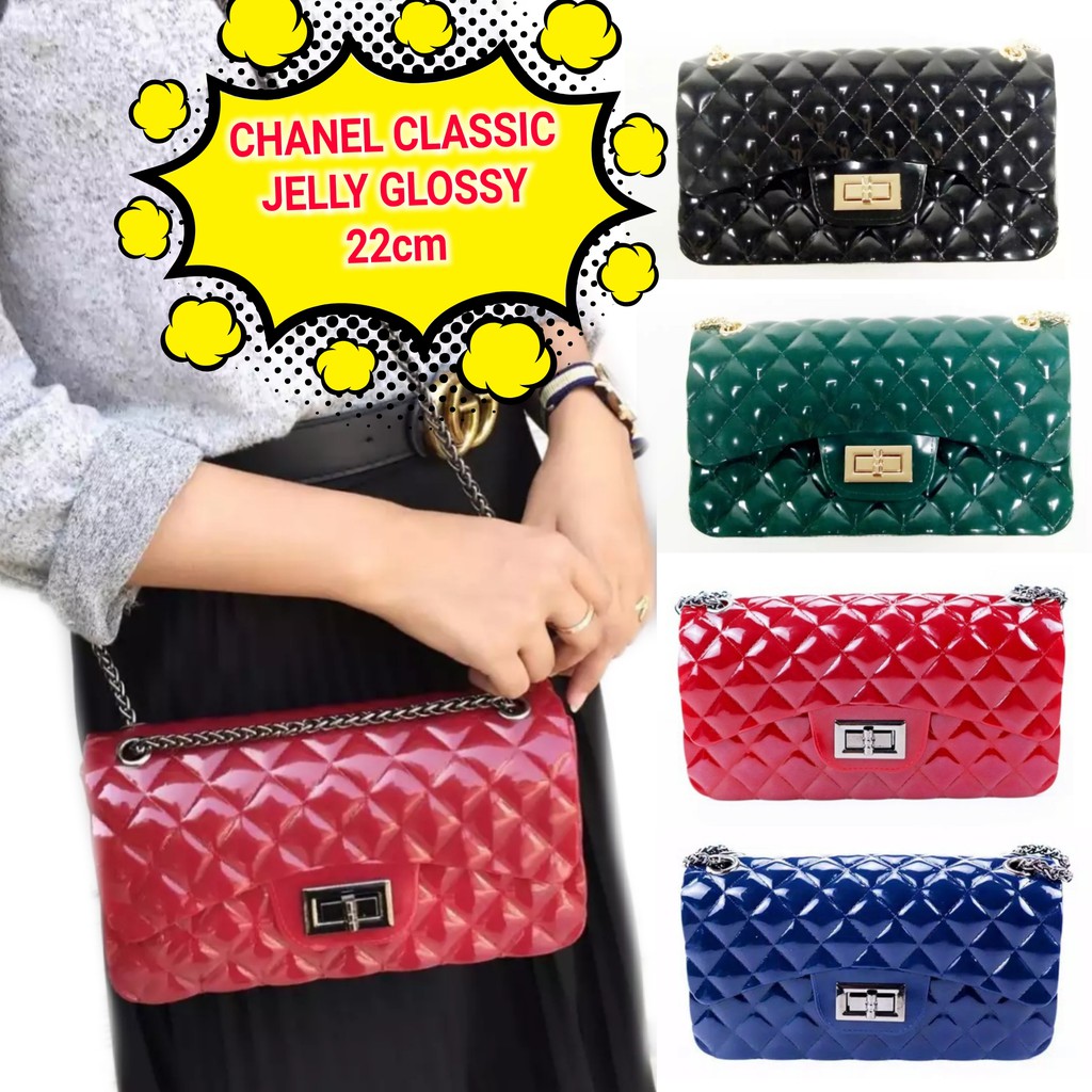 Chanel Classic Jelly glossy 22cm