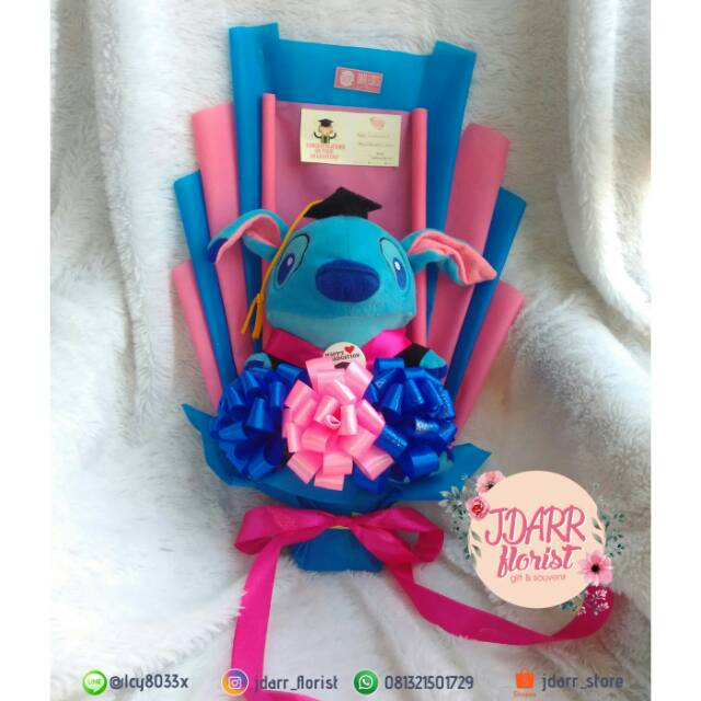BOUKET BONEKA STICH WISUDA