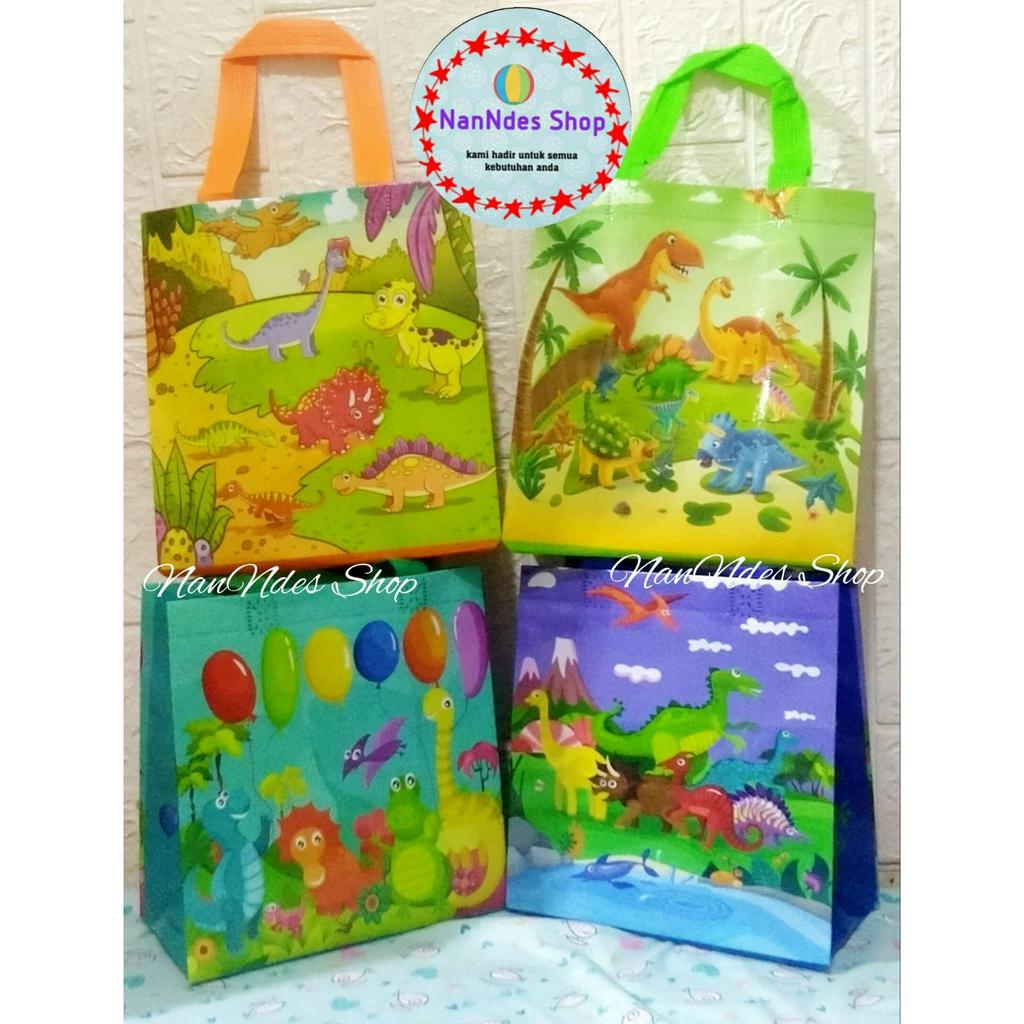 

Tas Ulang Tahun Dinosaurus New / Tas Souvenir Ulang Tahun / Goodie Bag Premium