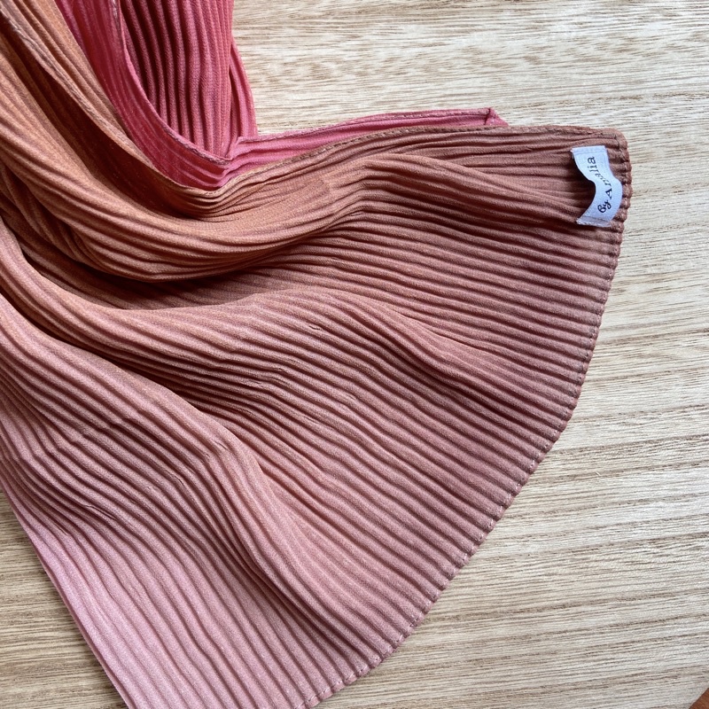 Anna pleats ombre batch 2/pashmina plisket gradasi/pashmina plisket ombre-Coral