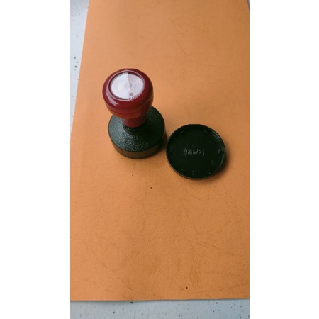 

Gagang Stempel Otomatis Warna Ukuran CB D42