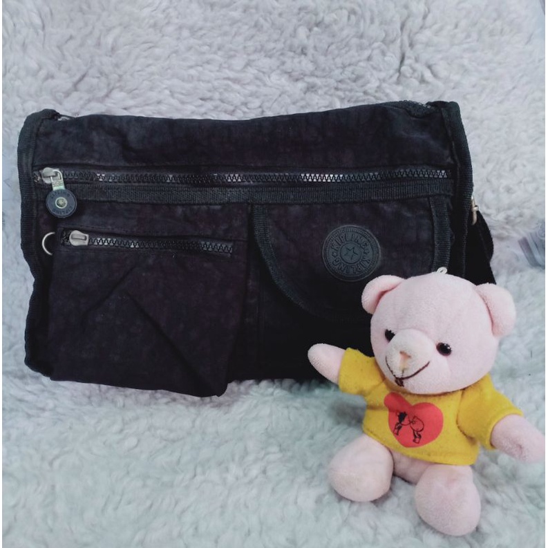 PL Tas slempang Kipling