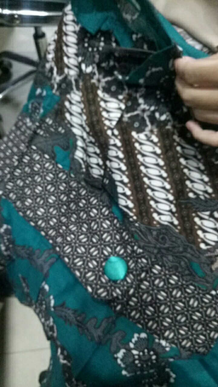 Batik Wanita Lengan Panjang
