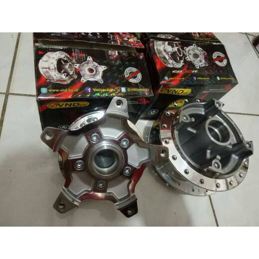 TROMOL VND NEW CB 150 R DEPAN BELAKANG