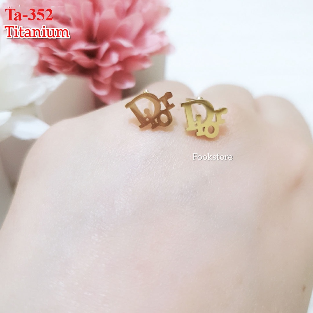 TERLARIS ANTING WANITA TITANIUM PREMIUM/ANTI KARAT/ANTI ALERGI-TA-352