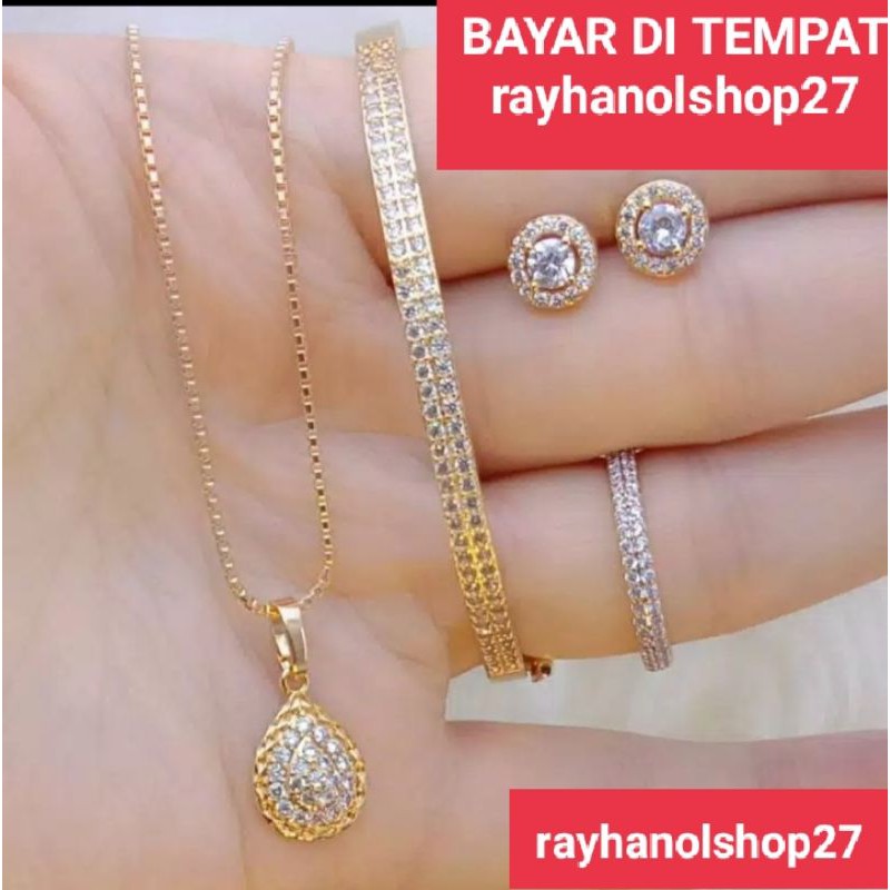 SET PERHIASAN WANITA TITANIUM ANTI KARAT LAPIS EMAS 24 K LENGKAP