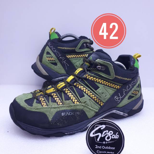Sepatu Outdoor Blackyak Second