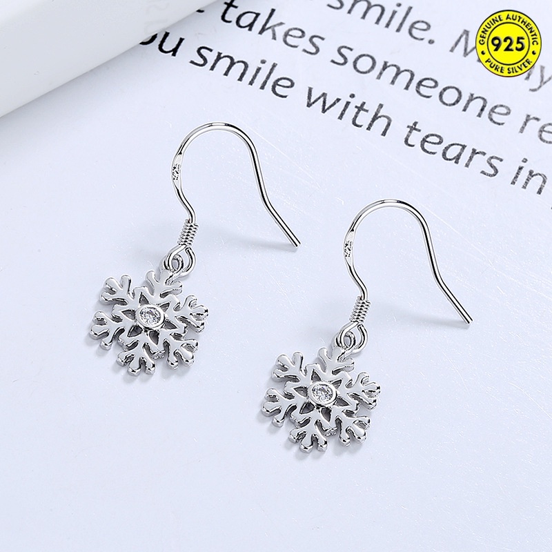 Anting Tusuk Sterling Silver 925 Desain Snowflake Hollow Simple Untuk Wanita