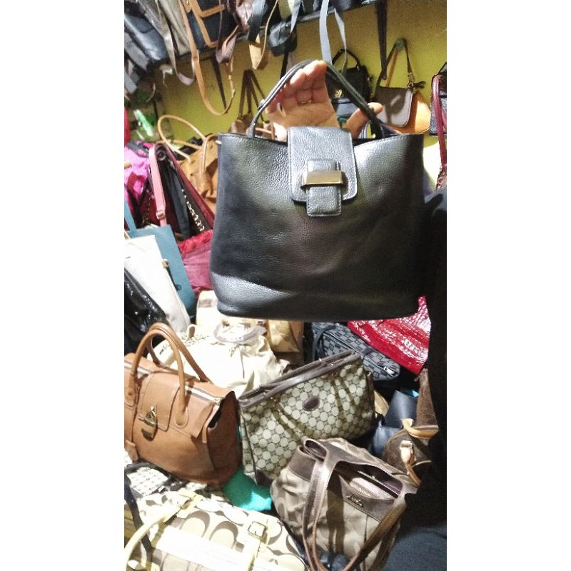 preloved della stella