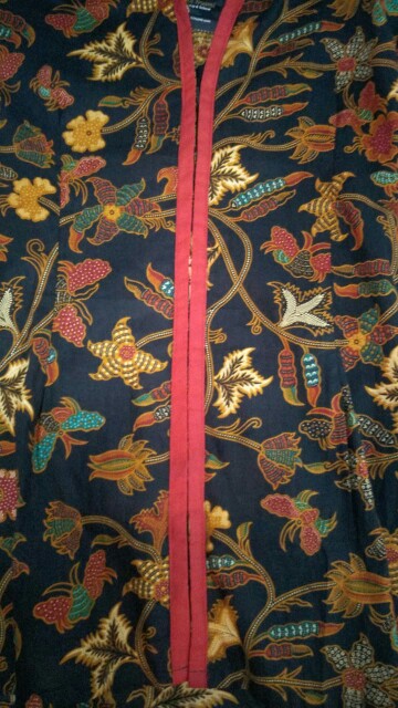 Batik Trusmi Blouse Batik Wanita Resleting Saiba