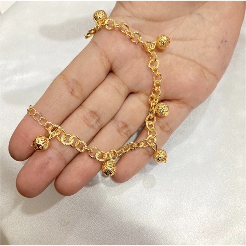 gelang tangan rumbai bola ukir gold perhiasan wanita titanium gold