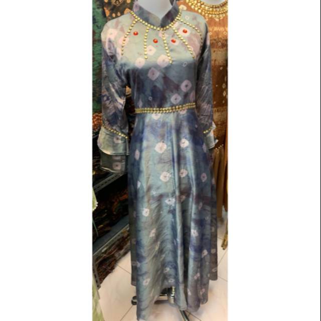 Gamis jumputan bahan sutra valvet