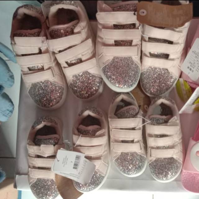Sepatu Glitter cotton On