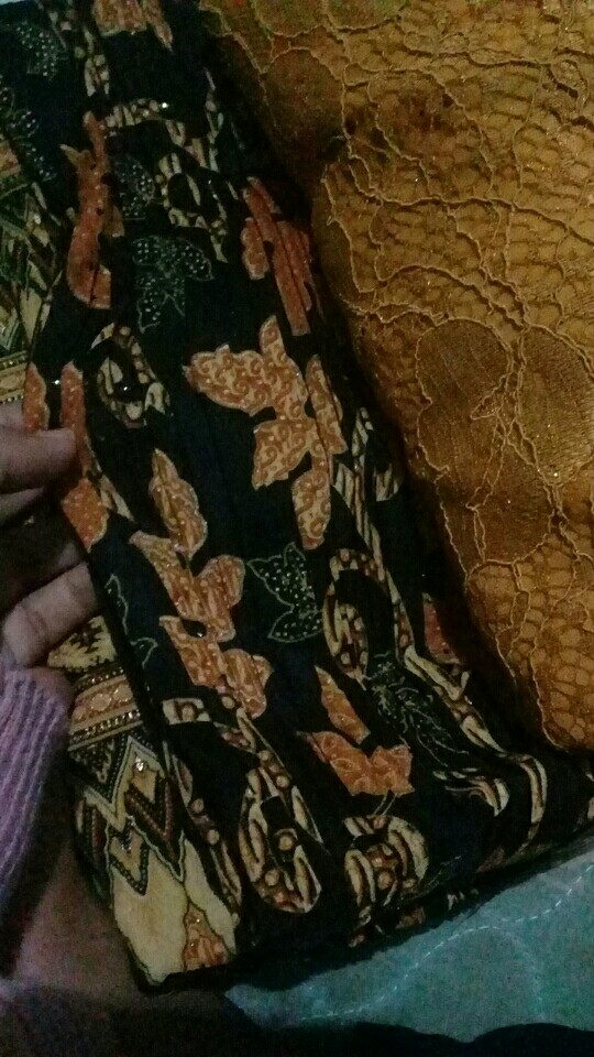 Couple / Baju Batik Couple Kebaya / Couple Kebaya Brukat Jumbo Modern Lamaran / Kebaya Brokat Modern