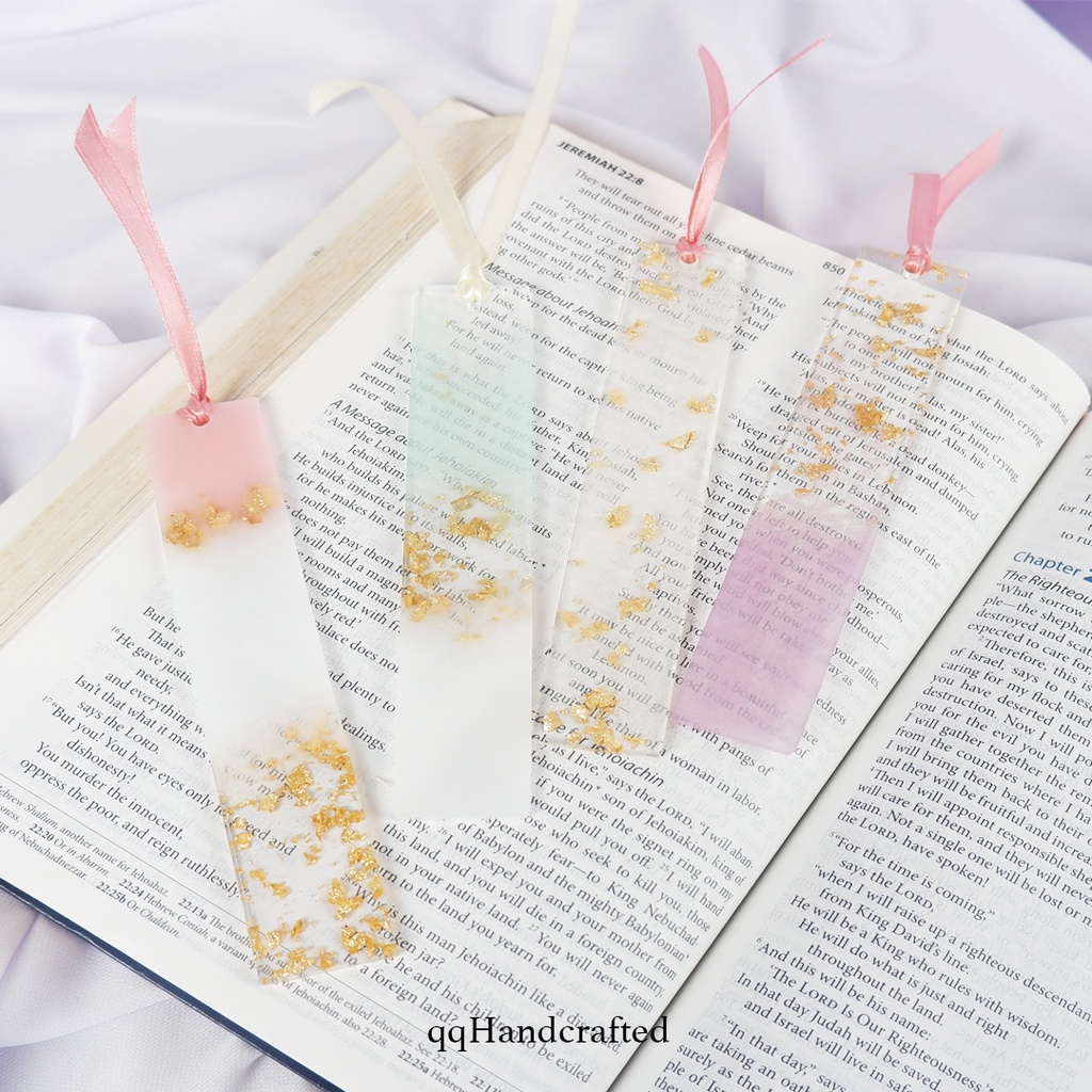 

Souvenir Bookmark / Pembatas Buku / Custom Pembatas Buku ( POLOS )