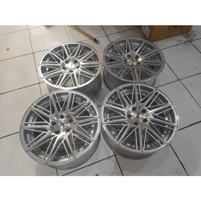 Velg Mobil Second Xpander Innova Terios Rush Hrv Crv Ring 18 Lebar 8 Lubang Baut 5