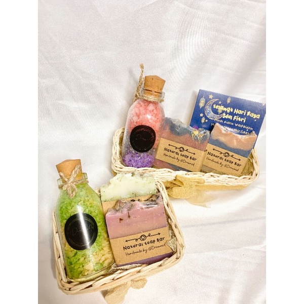 

Hampers 2 #naturalsoapbar#bathsalt