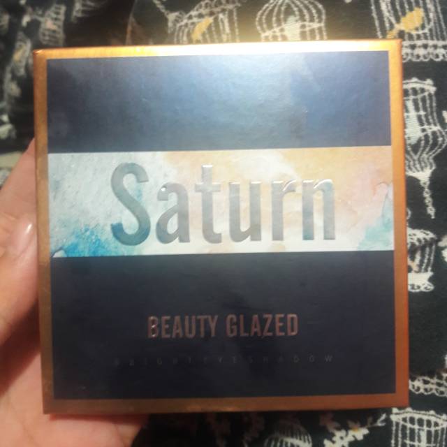 Beauty Glazed Saturn Eyeshadow
