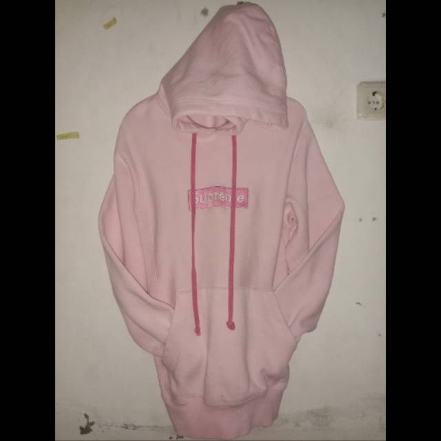 baby pink supreme hoodie