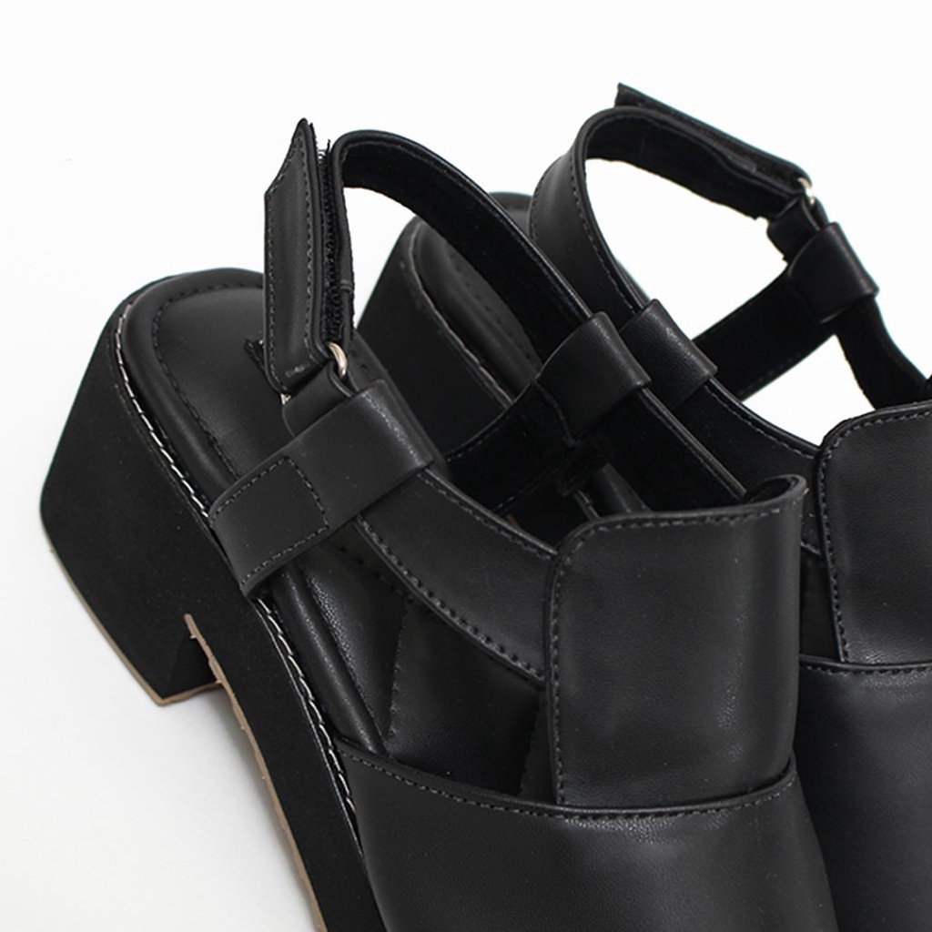 FARADELA Sandal Wedges Spon F01-01.5-4