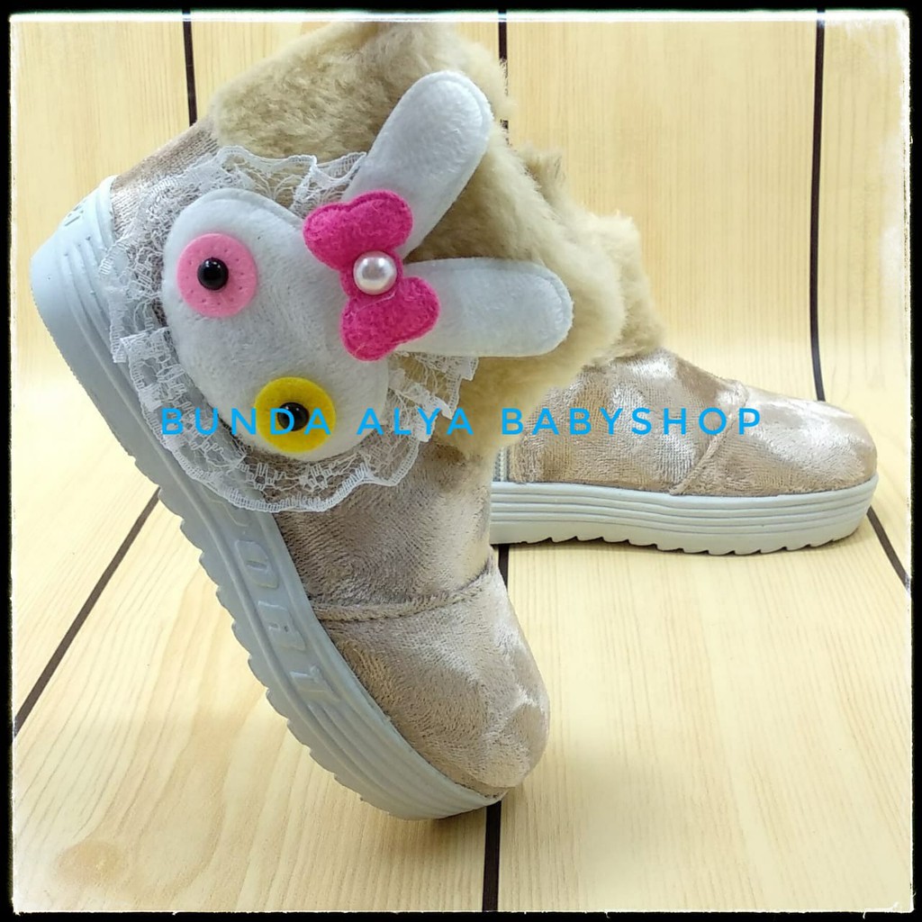 Sepatu Anak Perempuan Usia 1 - 4 Tahun GOLD Sepatu Anak Cewek Boots 1 - 4 Tahun Bulu Size 22 - 30 Alas Karet Anti Licin